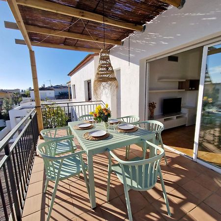 Gorgot P1 I Apartamento Con Terraza Y Piscina Comunitaria Cerca De La Playa Empuriabrava Eksteriør bilde
