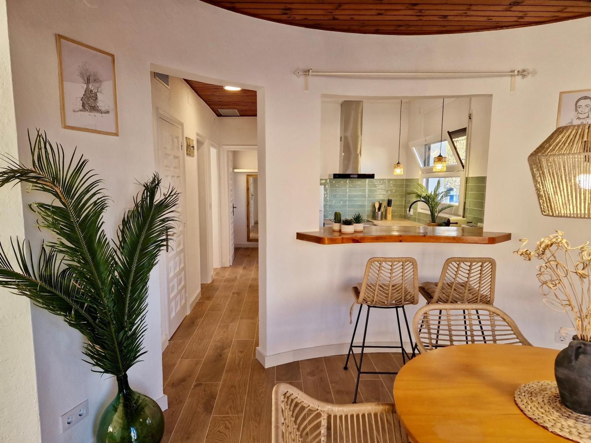 Gorgot P1 I Apartamento Con Terraza Y Piscina Comunitaria Cerca De La Playa Empuriabrava Eksteriør bilde